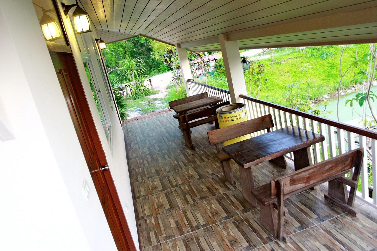 Pirom Lake And Resort Si Maha Phot ภายนอก รูปภาพ